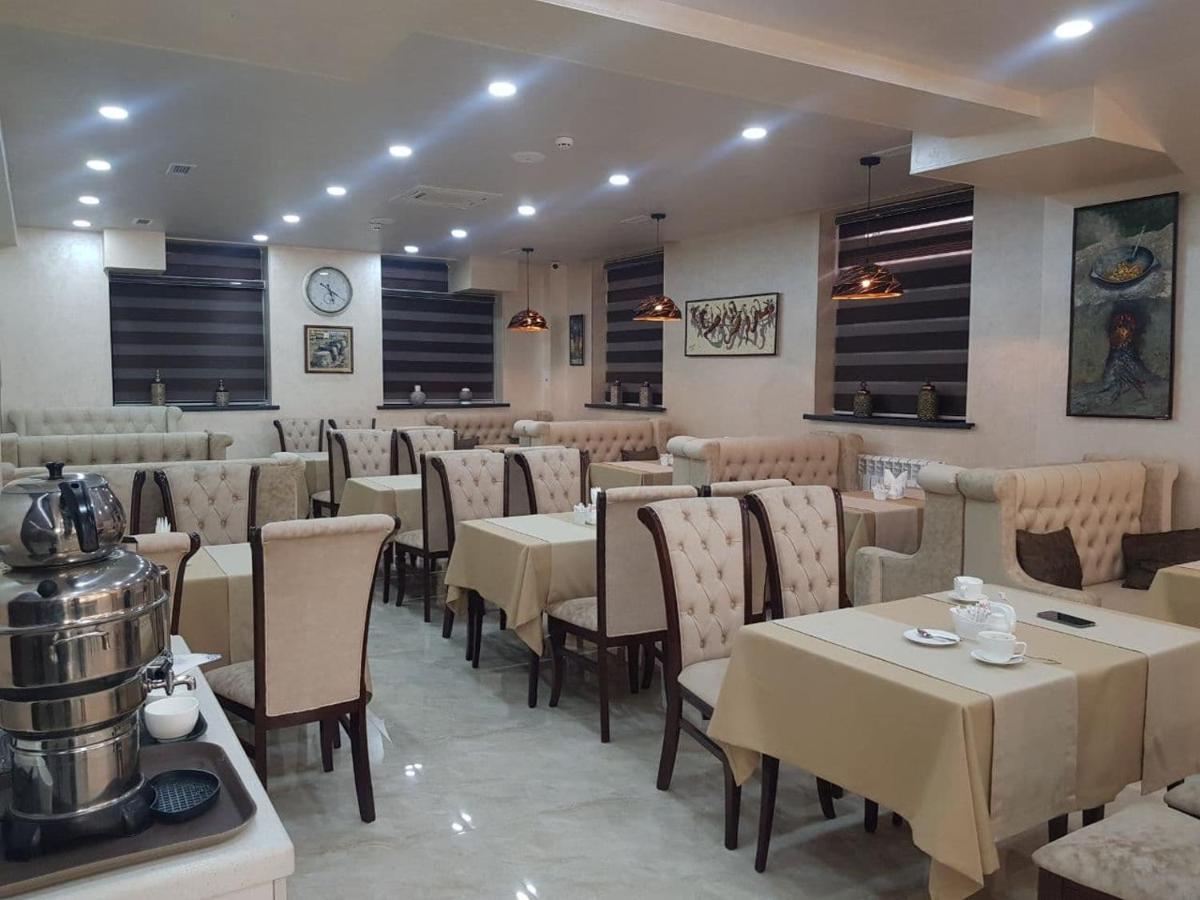 Art Deluxe Hotel Taşkent Dış mekan fotoğraf